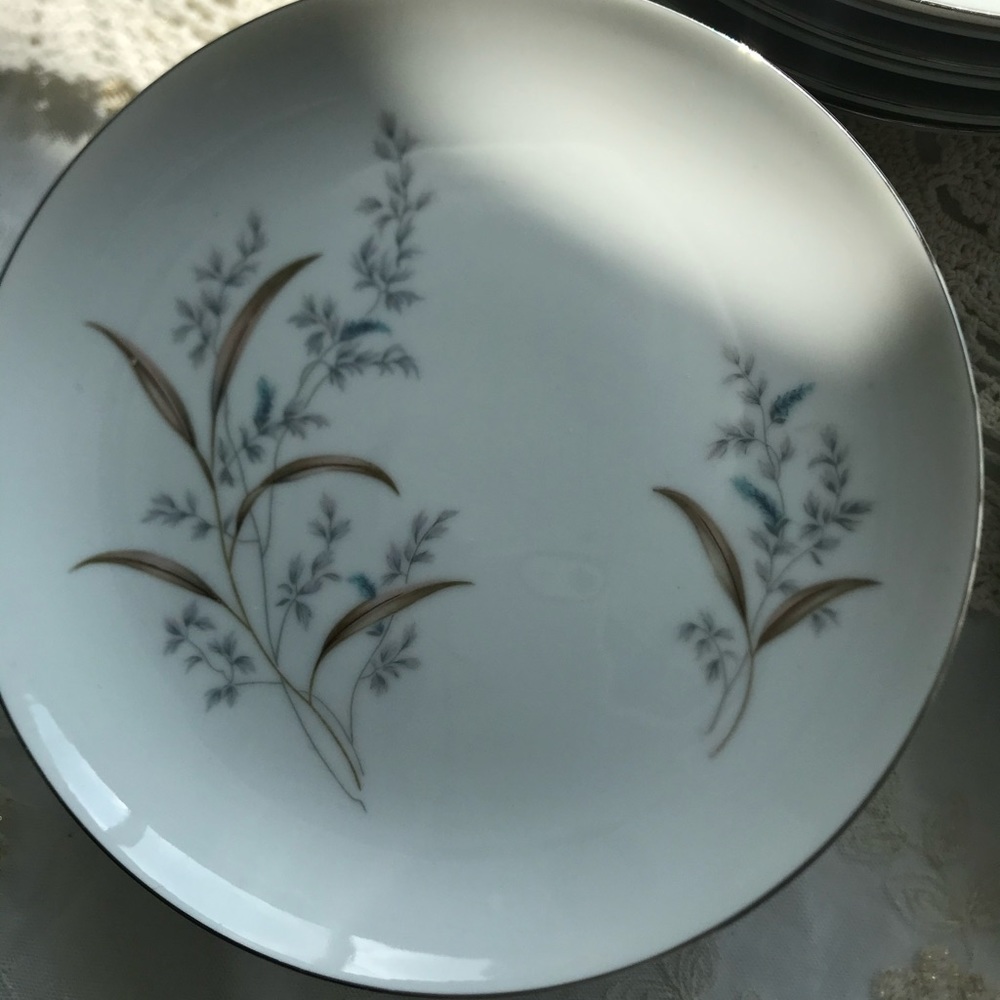 MCM Wentworth “Angelique” Fine China Set- Mid Century NOTE:$30 Extra Shipping - Picture 11 of 12
